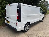 VAUXHALL VIVARO